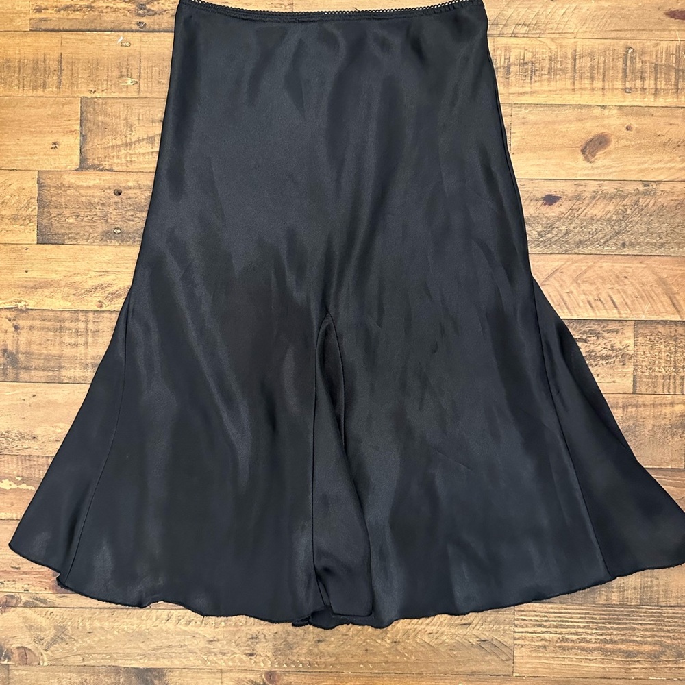 Younity shiny black mid length skirt, size s